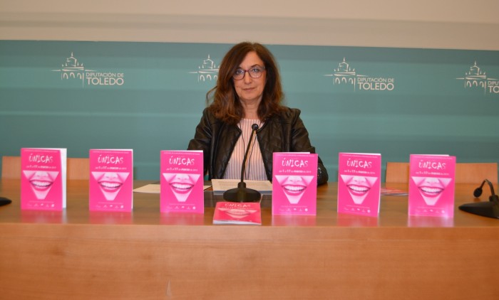 Imagen de Ana Gómez en la presentación de Únicas