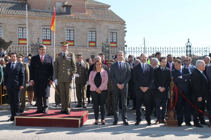 Álvaro Gutiérrez en un momento del homenaje a la bandera celebrado en Velada