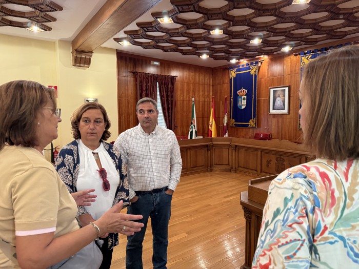 01102025 La presidenta Cedillo visitó el Ayuntamiento de Navahermosa