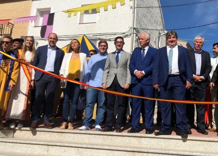 Imagen de Fernando Muñoz en la inauguración de la feria del vino de Montearagón