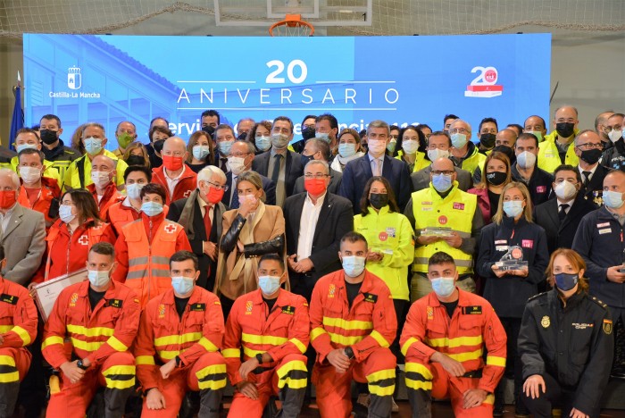 Imagen de Foto de familia con los colectivos de emergencias