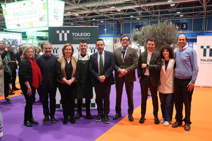 Imagen de 11032025 Cedillo con Carlos Maldonado World Olive Oil Exhibition