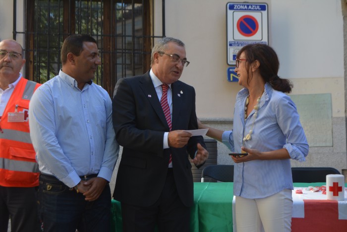 Imagen de La Diputación de Toledo colaborando con la cuestación del Día de la Banderita