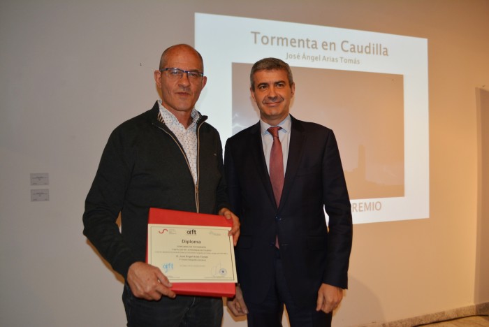 Imagen de Álvaro Gutiérrez entrega el primer premio