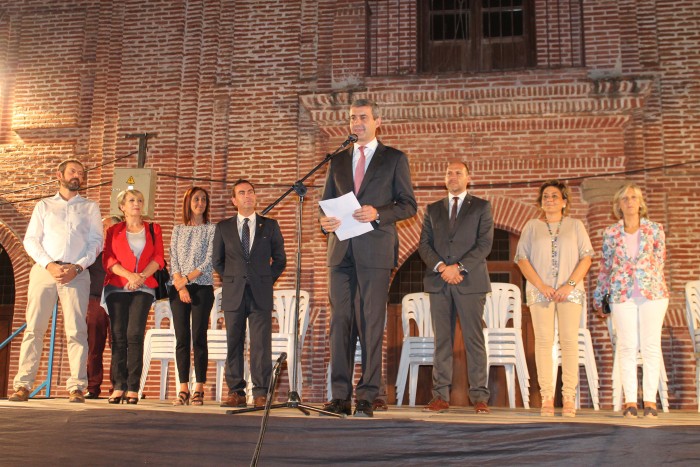 Imagen de Álvaro Gutiérrez pregonando las fiestas del barrio de San Jerónimo de Talavera de la Reina