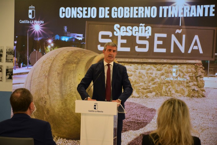 Álvaro Gutiérrez junto a Emiliano García-Page y Silvia Fernández