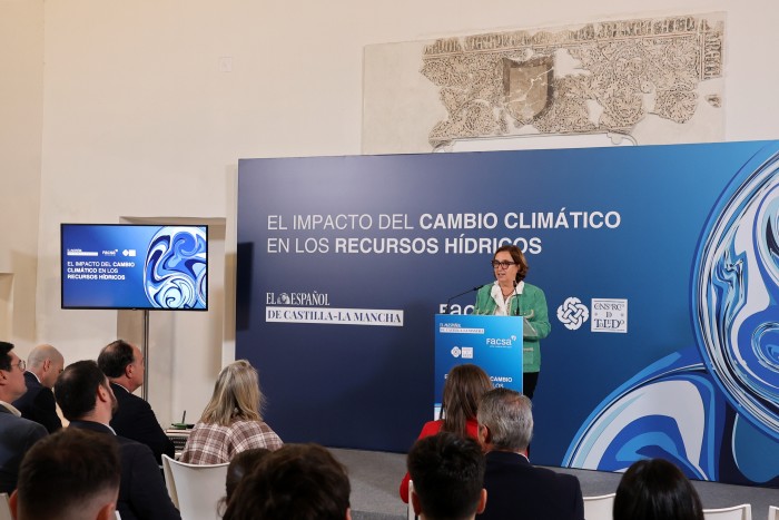 Imagen de La presidenta de la Diputación de Toledo, Concepción Cedillo, ha clausurado la jornada “El impacto d
