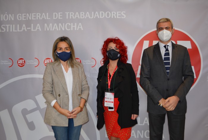 Álvaro Gutiérrez con Milagros Tolón y Olga Barrios