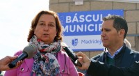 Cedillo inaugura la báscula municipal de Madridejos